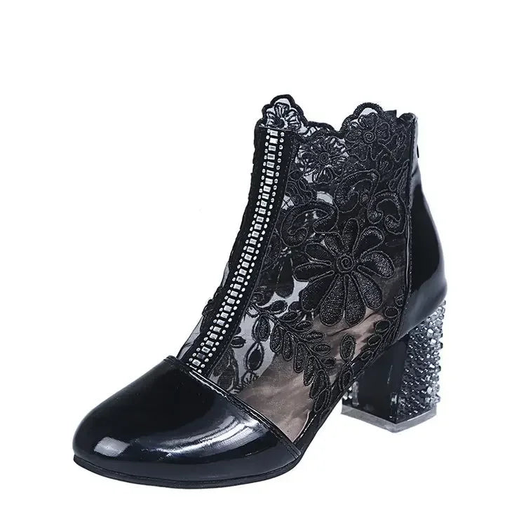 Bota Thais