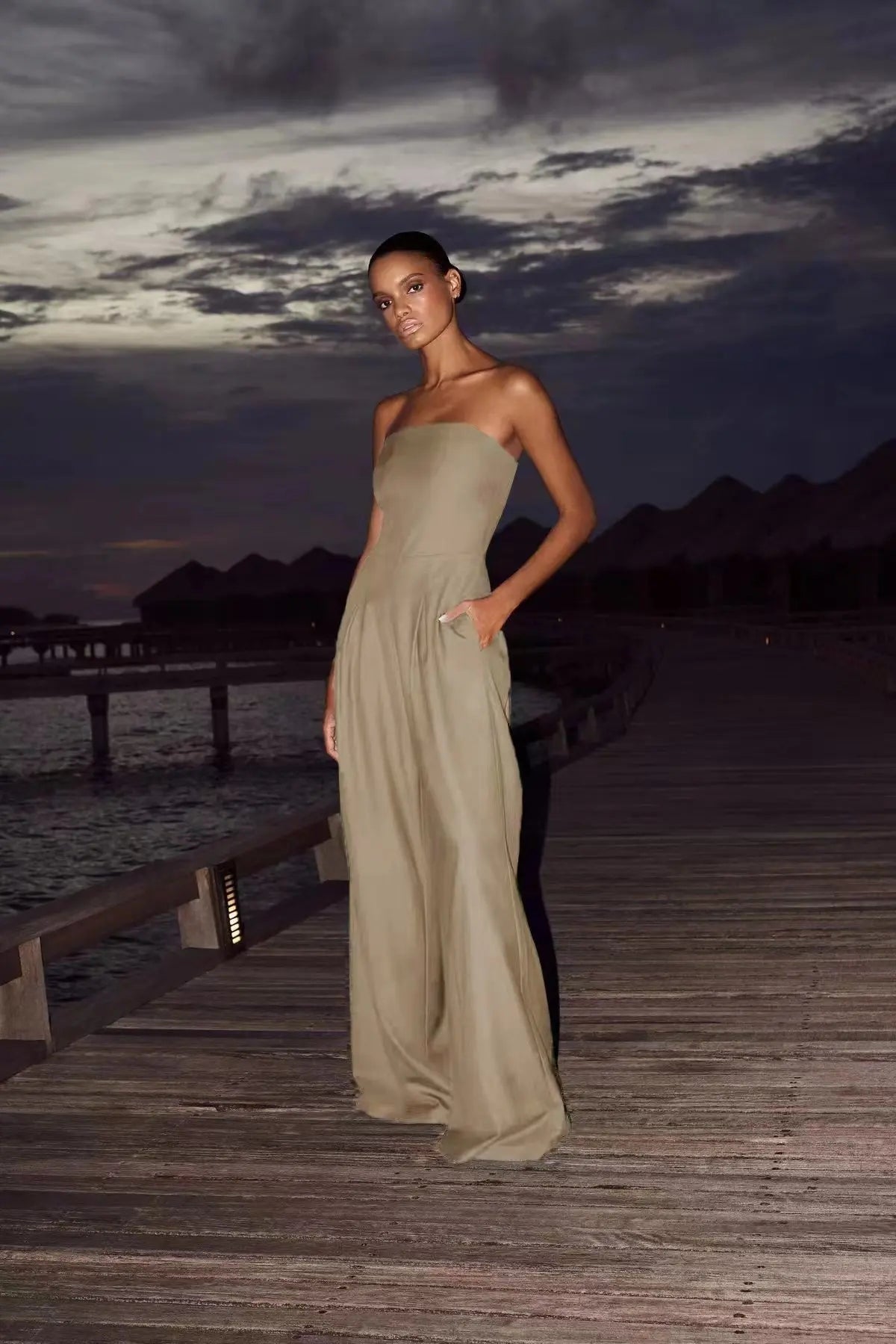 Summer Women Jumpsuit Fashion Strapless Solid Color Sleeveless Bandeau Loose Wide Legs Pants Casua Romper High Streetwear